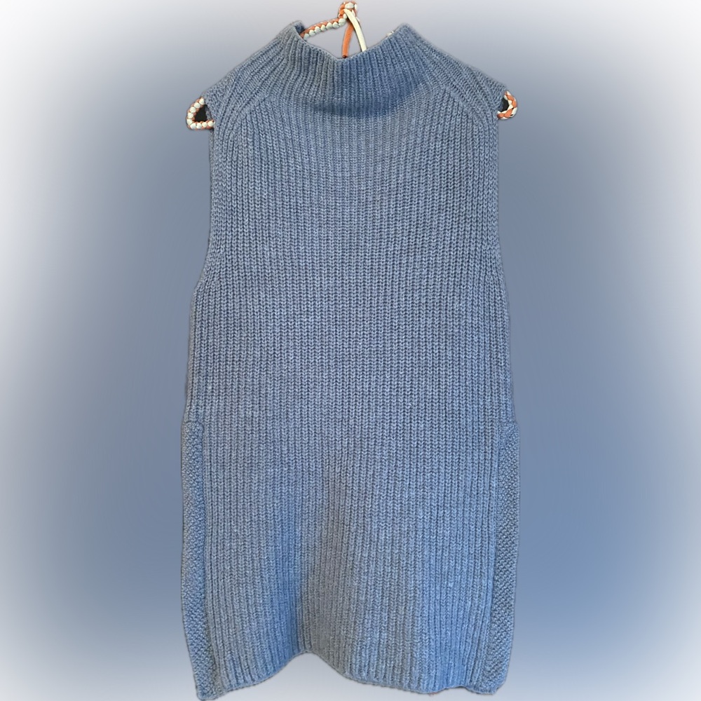 Wilfred Sleeveless Turtleneck Knit Tunic in Dusty Blue